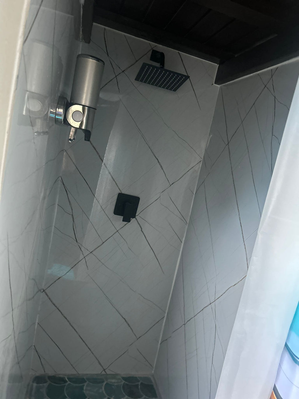 CABAÑA BRISA MARINA